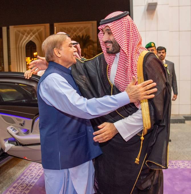 وزیر اعظم کل سعودی عرب جائیں گے، شہزادہ محمد بن سلمان سے ملاقات ہوگی