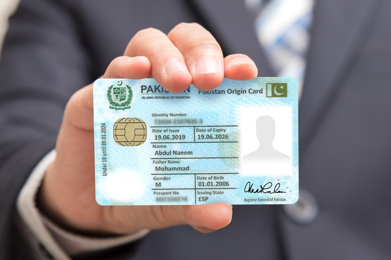 افغان شہریوں کو جاری 3 ہزار سے زائد قومی شناختی کارڈ منسوخ کرنے کی سفارش