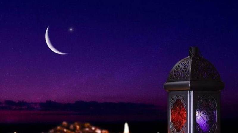 سعودی عرب، یواے ای اور خلیجی ریاستوں میں عوام سے آج عید کا چاند دیکھنے کی اپیل 