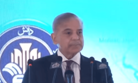  ہم نے کلاشنکوف نہیں لیپ ٹاپ دیے، تعلیم کو ایمرجنسی کے طور پر ڈیکلئیر کریں گے, وزیر اعظم 