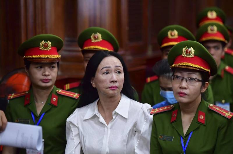 ویتنام ، رئیل اسٹیٹ ٹائیکون کو  ملک کے سب سے بڑے مالیاتی فراڈ کے مقدمے میں سزائے موت سنا دی گئی