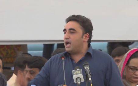 کچھ سیاست دان ذاتی انا کیلئے ملک کو نقصان پہنچانا چاہتے ہیں، دھرنا دھرنا کھیلنے کے بجائے میز پر آئیں: بلاول بھٹو 