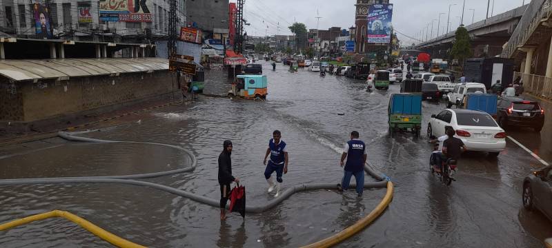 کے پی کے میں بارشوں کے باعث چھتیں اور دیواریں گرنے سے 8افراد جاں بحق