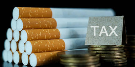 آئی ایم ایف کا پاکستان سے سگریٹ سمیت غیر ضروری اشیاء پر ٹیکس لگانے کا مطالبہ 
