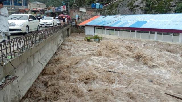 خیبرپختونخوا میں گلیشئیرز پگھلنے سے 9 اضلاع میں سیلابی صورتحال    پیدا ہونے کا امکان، الرٹ جاری