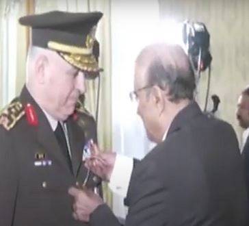 صدر مملکت نے ترکیہ کے چیف آف جنرل سٹاف کو نشان امتیاز ملٹری سے نواز دیا