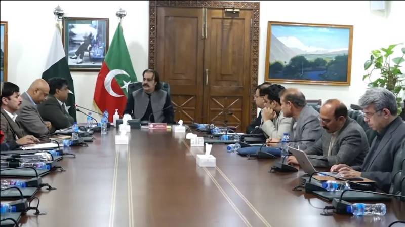 مخصوص نشستوں کے اراکین کی حلف برداری: کے پی کابینہ کا پشاور ہائیکورٹ فیصلے کے خلاف سپریم کورٹ سے رجوع کرنے کا فیصلہ 