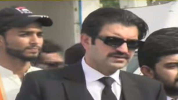 بانی پی ٹی ائی نے سعودی عرب سے متعلق بیان پر میری سرزنش کی، شیر افضل مروت