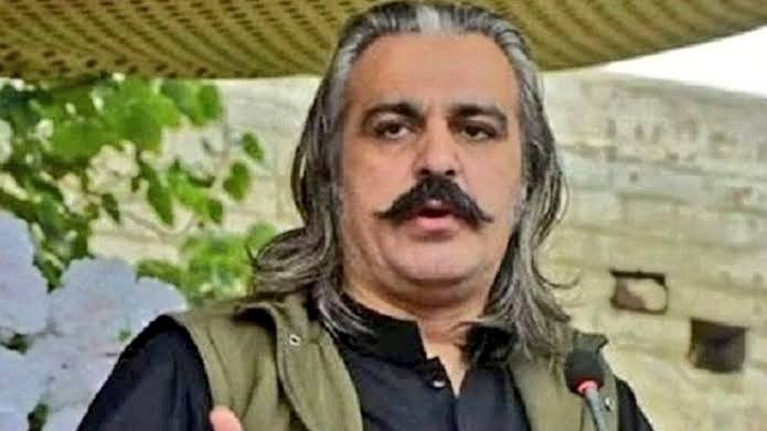 الیکشن کمیشن نے علی امین گنڈاپور کے خلاف درخواست خارج کردی 
