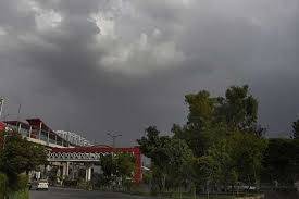 ملک کے مختلف علاقوں میں تیز ہواؤں کے ساتھ بارش کی پیشگوئی 