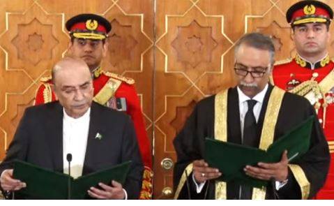 صدر زرداری نے جسٹس سرفراز ڈوگر سے قائم مقام چیف جسٹس اسلام آباد ہائیکورٹ کا حلف لے لیا