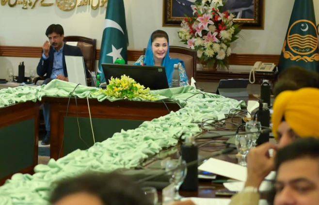  پنجاب کابینہ میں 10 نئے وزرا شامل کرنے کا فیصلہ، مشاورت مکمل