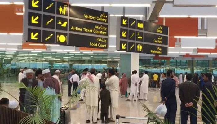 بھارت کی مبینہ جارحیت کے بعد پاکستان بھر کے بڑے ایئرپورٹس پر فضائی ایمرجنسی نافذ