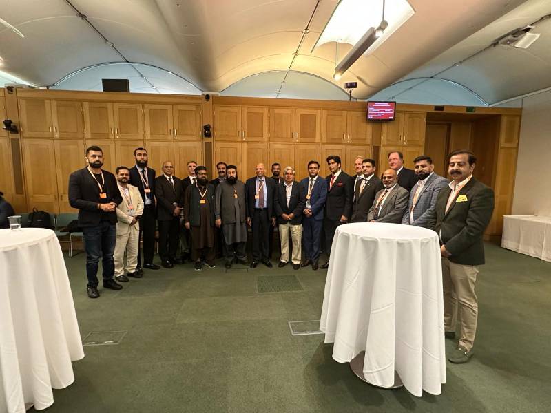 چوہدری محمد سرور کے اعزاز میں برطانوی پارلیمنٹ میں شاندار تقریب، خدمات کو سراہا گیا