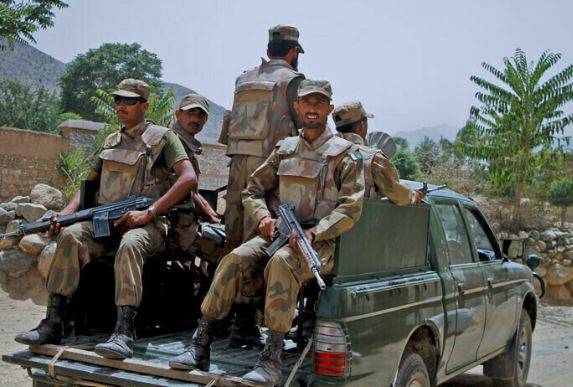 خیبرپختونخوا : سیکیورٹی فورسز کی کارروائیاں، 9 بھارتی سرپرستی یافتہ دہشت گرد ہلاک