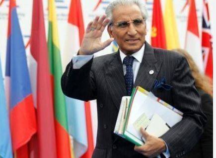 پاکستان کا سفارتی ردعمل، طارق فاطمی آج ماسکو کے لیے روانہ ہوں گے