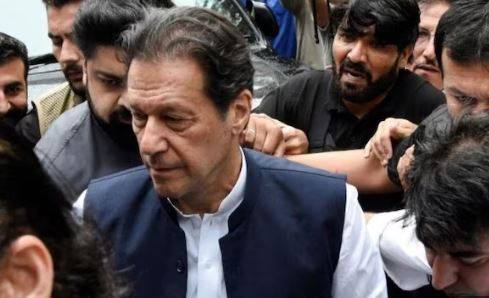 عمران خان کا پولی گرافک ٹیسٹ سے چوتھی بار انکار، لاہور پولیس ٹیم خالی واپس لوٹ گئی