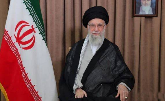 ایران کا اسرائیل پر بڑا جوابی حملہ، آیت اللہ خامنہ ای کا صیہونی ریاست کو سخت انتباہ