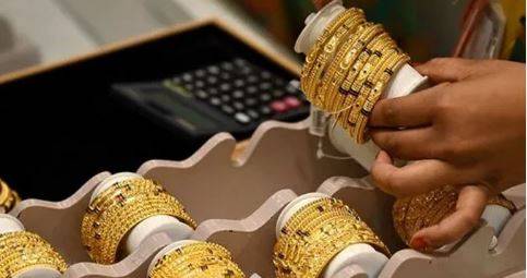  سونے کی قیمت میں کمی، فی تولہ 2245 روپے سستا 