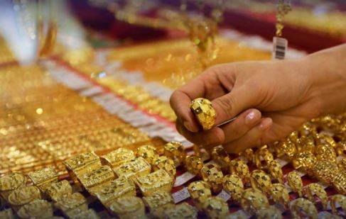 سونے کی قیمتوں میں تیزی، فی تولہ 800 روپے اضافہ