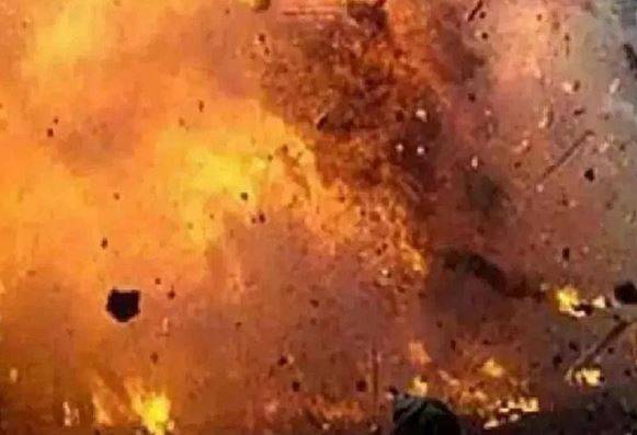 باجوڑ: گاڑی کے قریب دھماکا، 4 افراد شہید، 11 زخمی