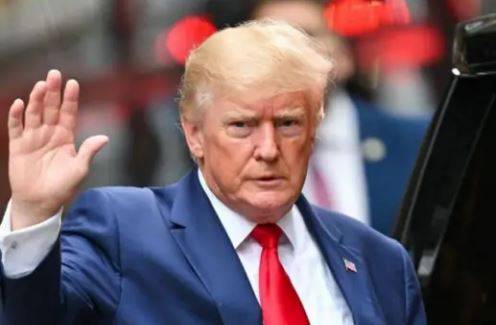 امریکی صدر ٹرمپ نے میکسیکو اور یورپی یونین سے درآمدات پر 30 فیصد ٹیرف عائد کر دیا