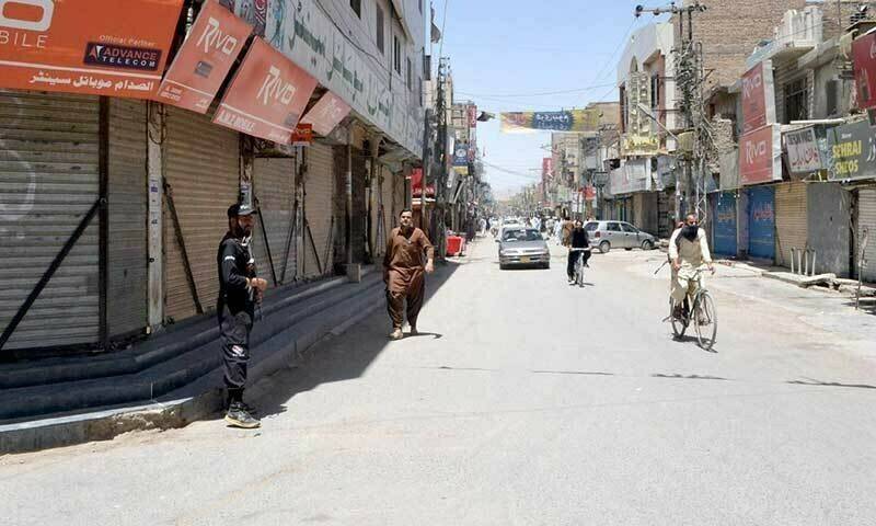 ملک گیر ہڑتال پر تقسیم، کراچی و لاہور میں مارکیٹیں بند، پشاور میں سرگرمیاں جاری