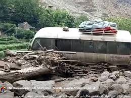 گلگت بلتستان میں کلاؤڈ برسٹ سے تباہی، درجنوں سیاح پھنس گئے، 3 افراد جاں بحق