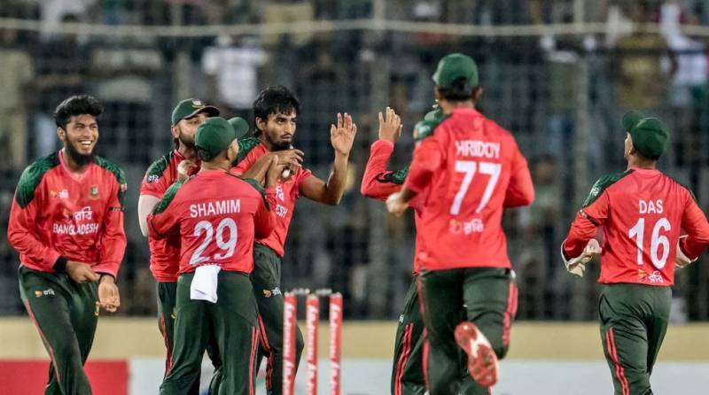 بنگلہ دیش نے دوسرے ٹی 20 میچ میں بھی پاکستان کو شکست دے کر سیریز میں فیصلہ کن برتری حاصل کر لی