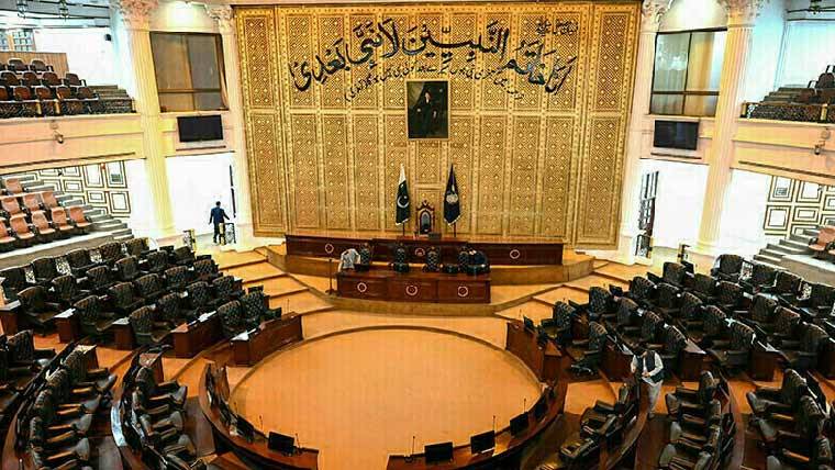 خیبرپختونخوا میں سینیٹ کی خالی نشست پر ضمنی الیکشن، ووٹنگ تاخیر کا شکار