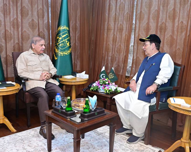 وزیر اعظم محمد شہباز شریف ایک روزہ دورے پر گلگت پہنچ گئے