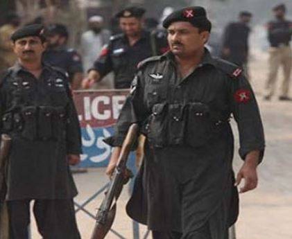 کرک: دہشت گرد حملے میں 4 ایف سی اہلکار شہید