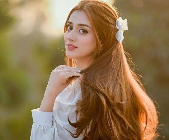 سعودی حکومت کی دعوت پر جنت مرزا کا شاہی حج، اعلیٰ انتظامات کا انکشاف