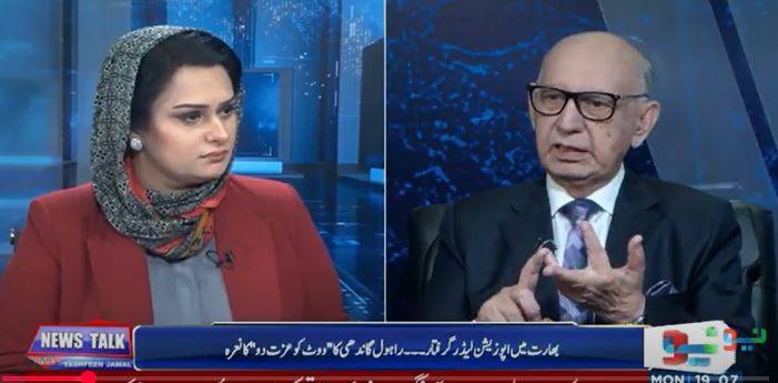 تحریک انصاف کو تمام غلطیوں پر معافی مانگنی چاہیے، سینیٹر عرفان صدیقی