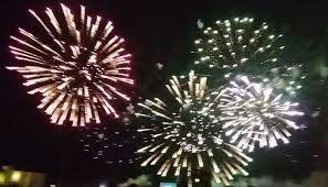  گورنر ہاؤس سندھ میں معرکہ حق، یوم آزادی کا جشن ، آتشبازی کا شاندار مظاہرہ، آسمان پر رنگ و نور چھا گیا