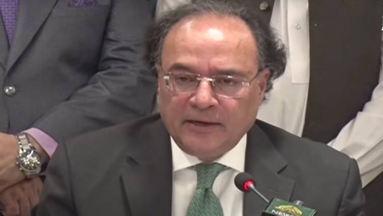 تمام معاشی اشاریے درست سمت میں جارہے ہیں، معیشت میں بہتری کے لیے مزید اقدامات کر رہے ہیں: وزیر خزانہ محمد اورنگزیب