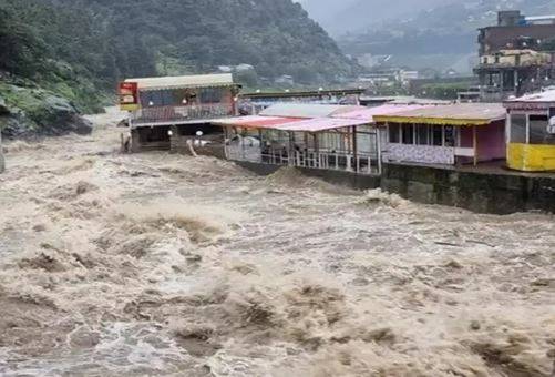 خیبرپختونخوا کے سیلاب سے متاثرہ علاقوں میں مزید بارشوں کی وارننگ، این ڈی ایم اے کی ایڈوائزری جاری