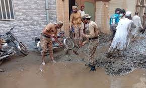 خیبر پختونخوا کے سیلاب متاثرین کا پاک فوج کو خراجِ تحسین پیش 