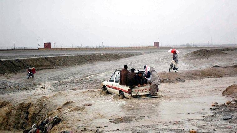 بلوچستان میں موسلادھار بارش،115سے زائد گھر متاثر ، ہرنائی میں چھت گرنے سے خاتون اور بچہ جاں بحق
