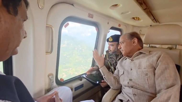 وزیراعظم شہباز شریف ، فیلڈ مارشل عاصم منیر کا سیلاب زدہ علاقوں کا دورہ، امدادی سرگرمیاں مزید تیز کرنے کی ہدایت