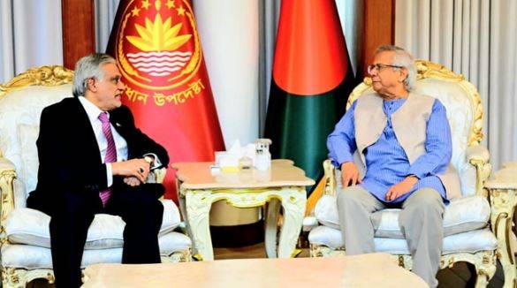 نائب وزیراعظم اسحاق ڈار کی بنگلادیشی چیف ایڈوائزر سے ملاقات، تعلقات کی بحالی پر زور