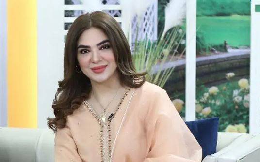 اداکارہ نتاشا علی کا نند اور بھابھیوں کے تعلقات پر اظہار خیال