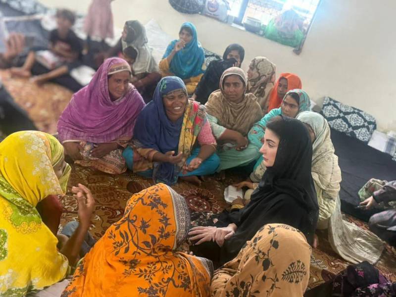 وزیراعلیٰ پنجاب مریم نواز کا قصور کے سیلاب سے متاثرہ علاقوں کا دورہ، فلڈ ریلیف کیمپ کا معائنہ