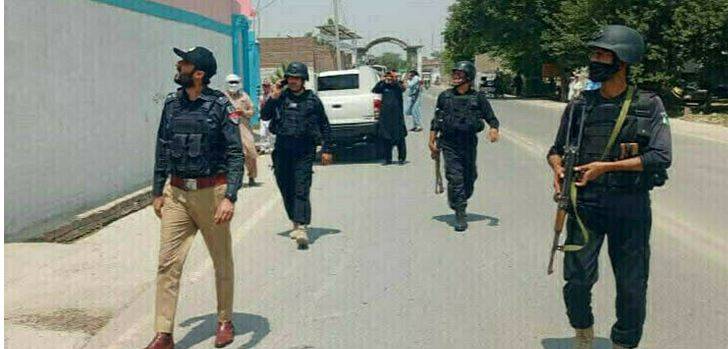 بنوں میں ایف سی لائن پر خودکش حملہ، 4 دہشتگرد ہلاک، 5 اہلکار زخمی , لکی مروت میں دو پولیس اہلکار شہید