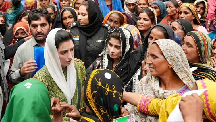 آصفہ بھٹو زرداری کا شہید بینظیر آباد کا دورہ، ممکنہ سیلاب سے نمٹنے کے لیے فوری اقدامات کی ہدایت