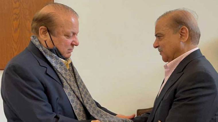 وزیراعظم شہباز شریف کی جنیوا میں نواز شریف سے ملاقات