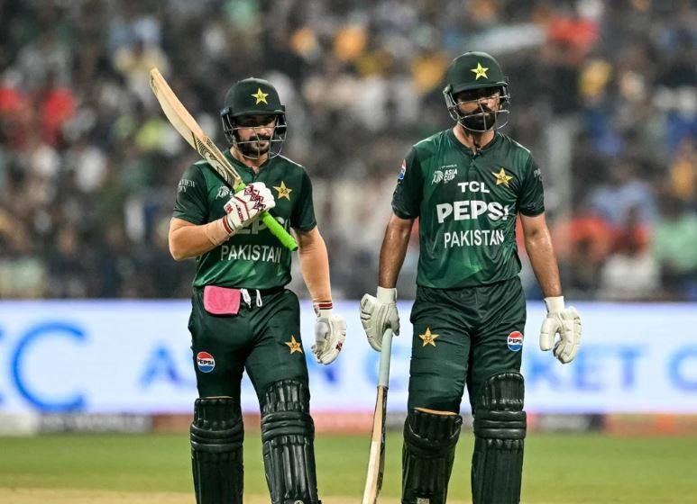 پاکستان نے سری لنکا کو 5 وکٹوں سے شکست دے دی