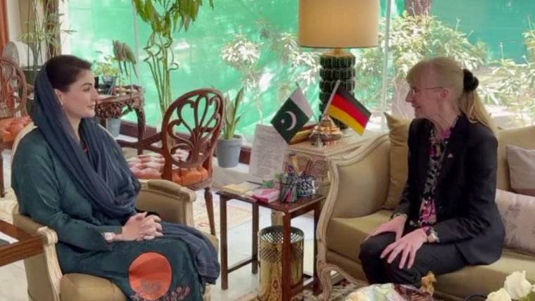  وزیراعلیٰ پنجاب مریم نواز شریف اور جرمن سفیر اینا لیپل کی ملاقات، ماحولیاتی تحفظ، جدید ٹیکنالوجی اور فنی تعاون پر تبادلہ خیال