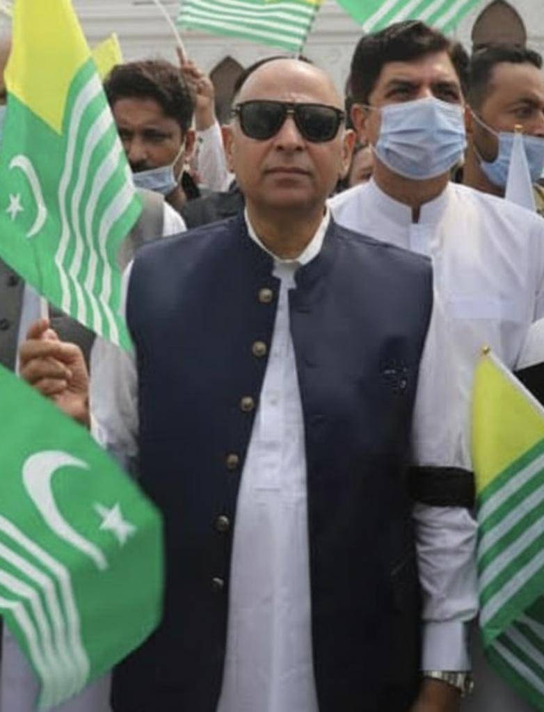 چوہدری سرور کا کشمیر میں طاقت کے بجائے بات چیت کے ذریعے حل پر زور
