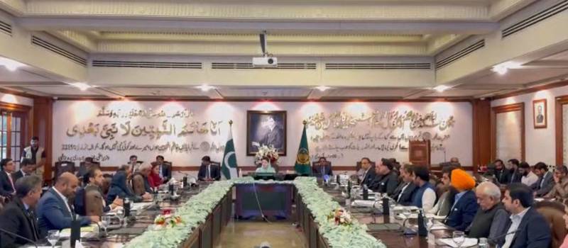 وزیر اعلیٰ پنجاب مریم نواز کی زیر صدارت پنجاب کابینہ کا اجلاس، سیلاب متاثرین کے لیے تاریخی امدادی پیکج منظور